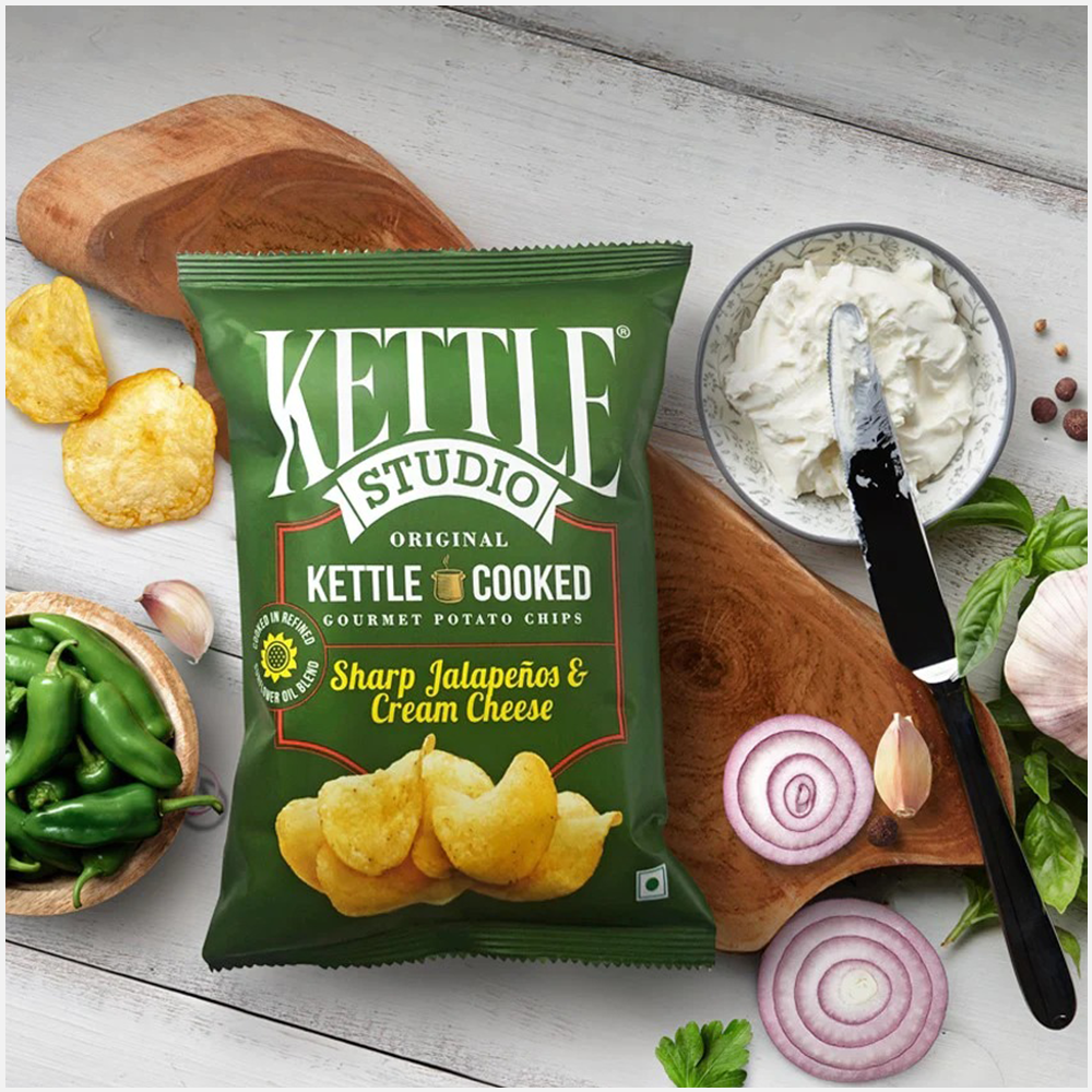Kettle Studio Sharp Jalapenos & Cream Cheese Potato Chips